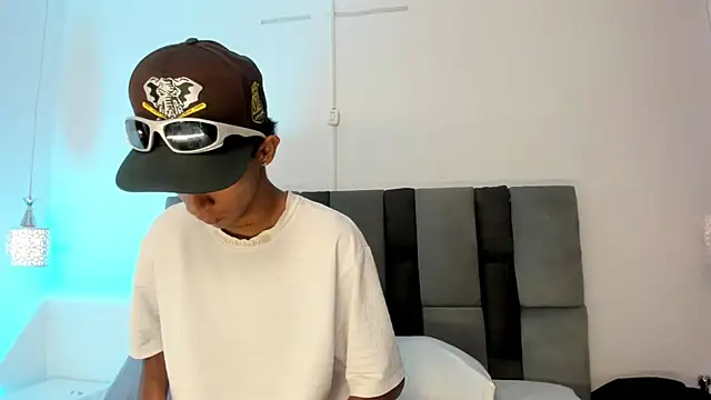 dikey 62 online show from September 2025 08:25:01 PM