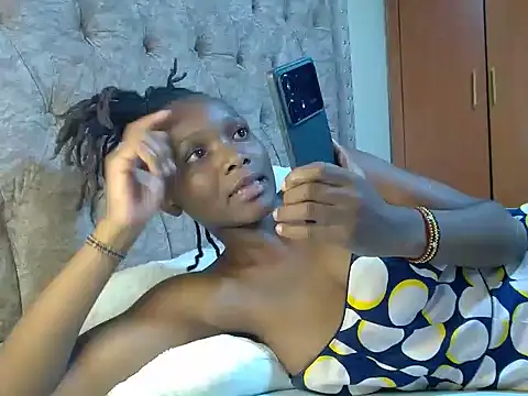 Snapshot of Naughty_Girl17 chatting on December 2024 07:27:02 PM Naughty Girl17 online show from December 2024 07:27:02 PM