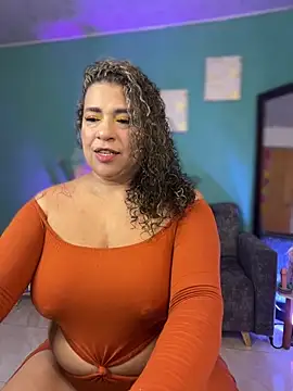 Snapshot of miss_grace_01 chatting on May 2026 03:02:02 AM miss grace 01 online show from May 2026 03:02:02 AM