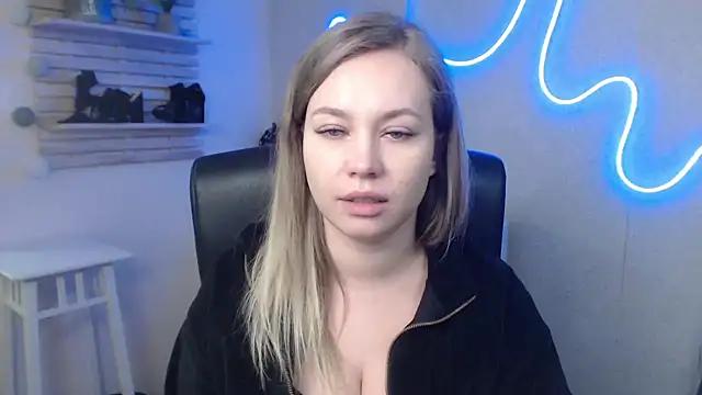 holly xglam online show from January 2025 10:26:02 AM