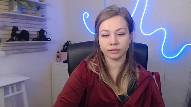 holly xglam online show from January 2025 04:32:01 AM