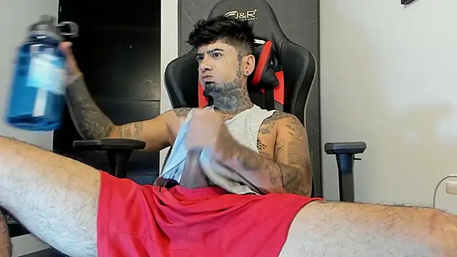 sergiio mesa27 online show from December 2024 03:54:02 PM