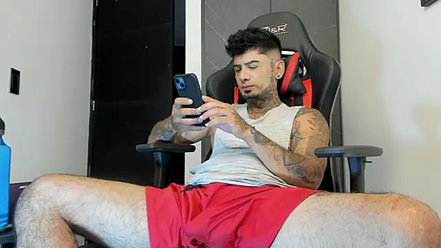 sergiio mesa27 online show from December 2024 08:58:02 PM