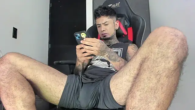 sergiio mesa27 online show from November 2025 01:06:02 AM