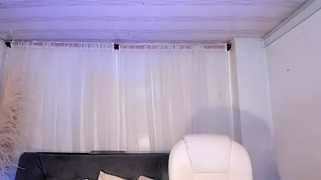 miel gomez online show from February 2025 11:24:01 PM