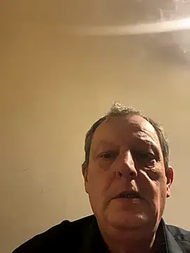 chubbybear2cum online show from November 2025 04:35:01 AM