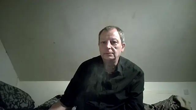 Snapshot of chubbybear2cum chatting on May 2026 04:17:01 AM chubbybear2cum online show from May 2026 04:17:01 AM