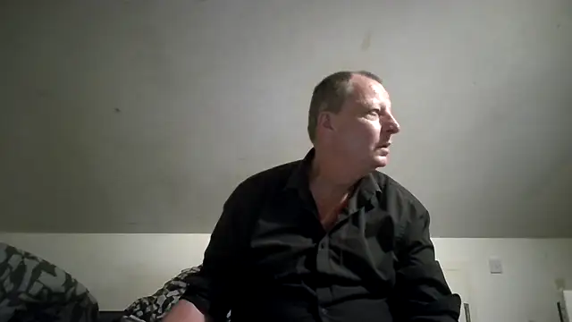 Snapshot of chubbybear2cum chatting on May 2026 12:08:01 AM chubbybear2cum online show from May 2026 12:08:01 AM