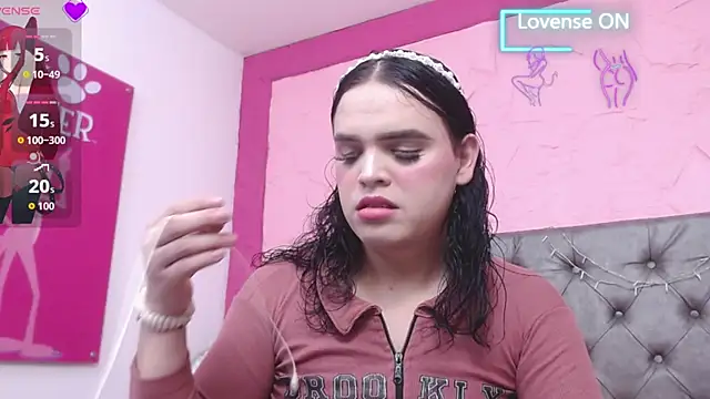 Snapshot of Pearl_Michelts chatting on June 2026 01:12:02 PM Pearl Michelts online show from June 2026 01:12:02 PM
