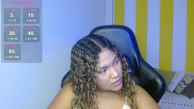 Cristal War online show from February 2025 11:26:01 PM