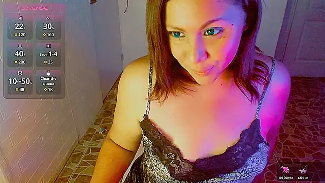 Snapshot of Camil2025 chatting on January 2025 05:24:01 AM Camil2025 online show from January 2025 05:24:01 AM