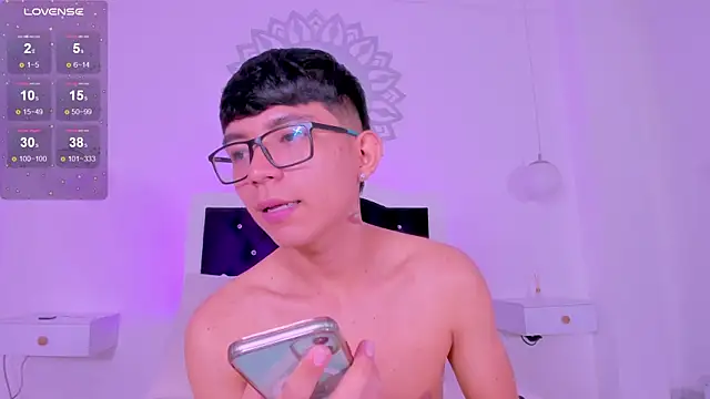 CodyTwink online show from January 2026 05:40:01 PM