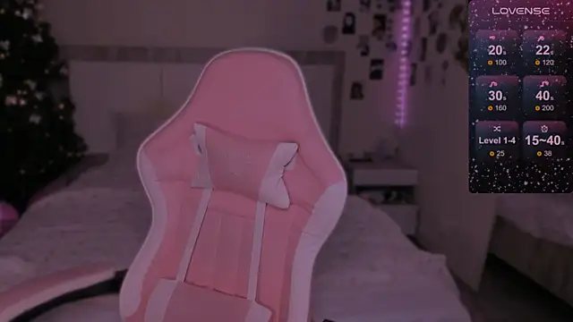 CoddleWeeper  online show from December 2024 09:18:01 AM