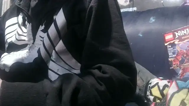 Snapshot of robeaulieu02 chatting on December 2024 06:31:02 AM robeaulieu02 online show from December 2024 06:31:02 AM