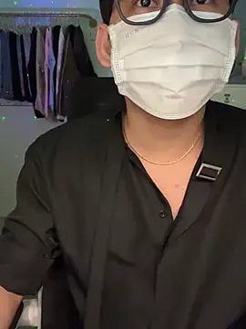 Snapshot of MinhTuanLive chatting on March 2025 06:07:02 PM MinhTuanLive online show from March 2025 06:07:02 PM