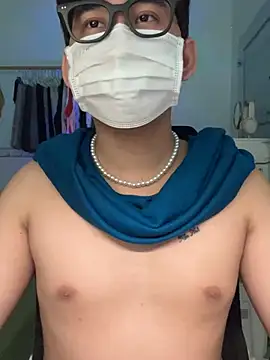 Snapshot of MinhTuanLive chatting on March 2025 09:38:02 AM MinhTuanLive online show from March 2025 09:38:02 AM