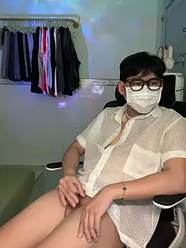 Snapshot of MinhTuanLive chatting on March 2025 08:51:01 AM MinhTuanLive online show from March 2025 08:51:01 AM