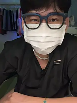 Snapshot of MinhTuanLive chatting on March 2025 07:31:01 PM MinhTuanLive online show from March 2025 07:31:01 PM