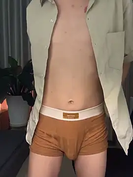 Snapshot of MinhTuanLive chatting on February 2026 06:54:01 AM MinhTuanLive online show from February 2026 06:54:01 AM