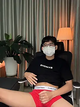 Snapshot of MinhTuanLive chatting on February 2026 06:21:02 AM MinhTuanLive online show from February 2026 06:21:02 AM