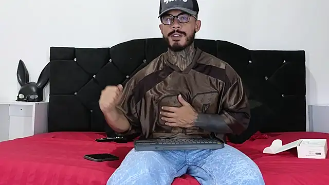 john cartter1 online show from March 2025 07:04:02 PM