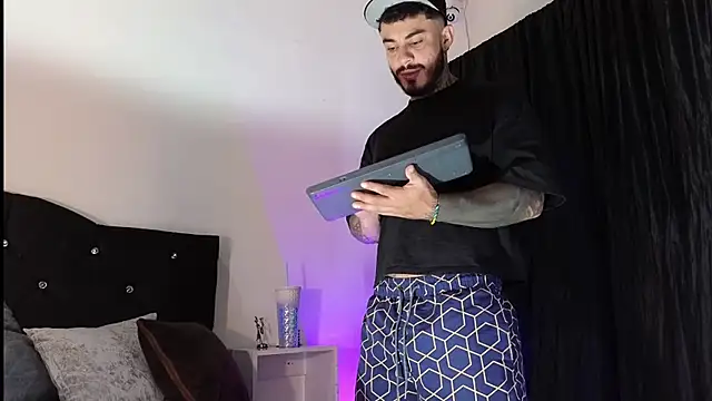 john cartter1 online show from October 2025 11:11:01 AM