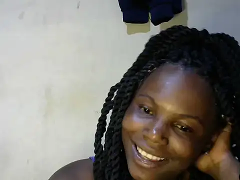 Fine baby0001 online show from October 2025 06:17:01 PM