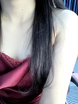 Snapshot of _Linez_ chatting on September 2025 04:43:02 PM  Linez  online show from September 2025 04:43:02 PM