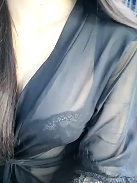 Snapshot of _Linez_ chatting on October 2025 04:41:02 PM  Linez  online show from October 2025 04:41:02 PM