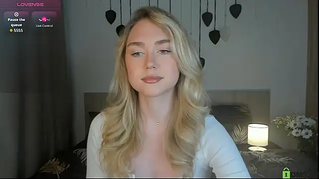 TheVanessaMaes online show from October 2025 08:09:02 PM