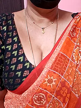 ananya956 online show from November 2025 01:23:01 PM