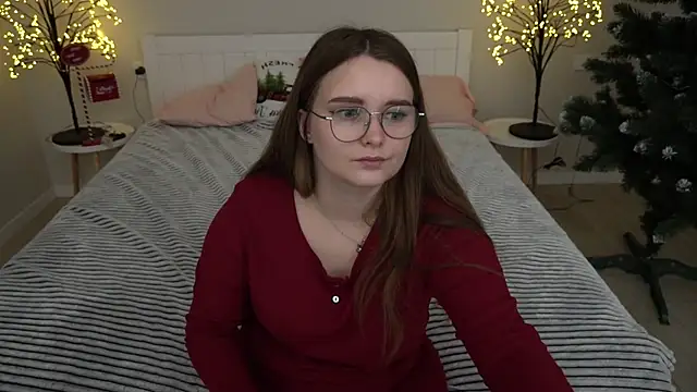 MagicPeachh  online show from December 2024 07:28:01 AM