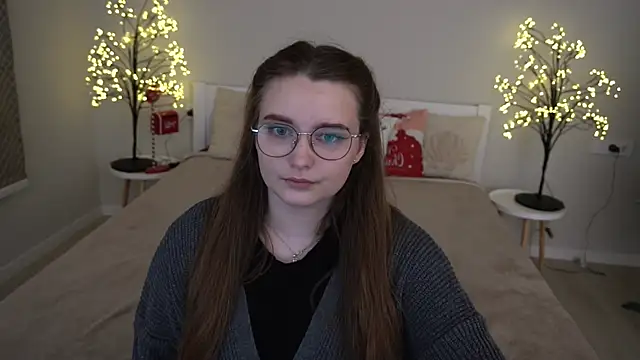 MagicPeachh  online show from January 2025 02:58:01 PM