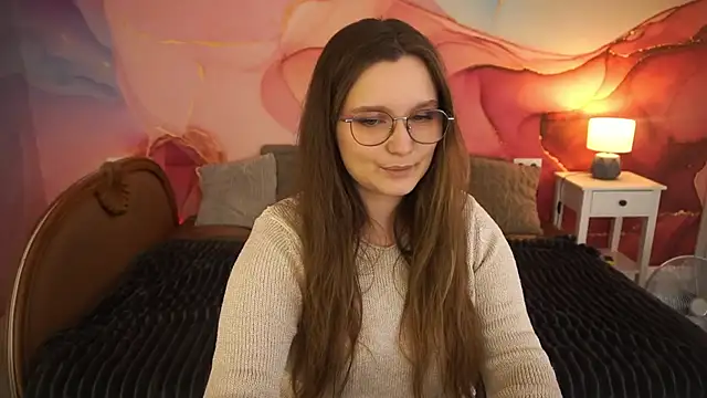 MagicPeachh  online show from November 2025 01:43:01 PM