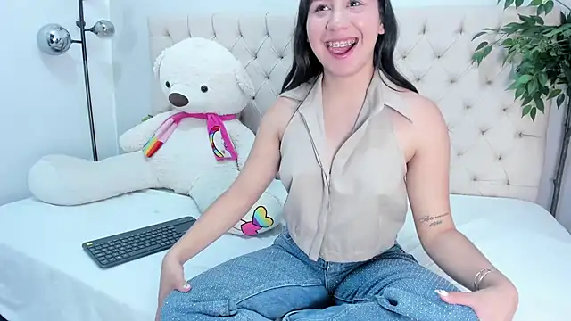 Victoria Coleman online show from February 2026 07:43:01 PM