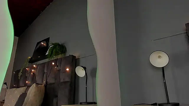 LilithSmith  online show from February 2026 11:38:02 AM