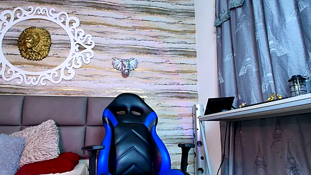 Snapshot of Bella_salvatore chatting on October 2025 02:15:02 PM Bella salvatore online show from October 2025 02:15:02 PM