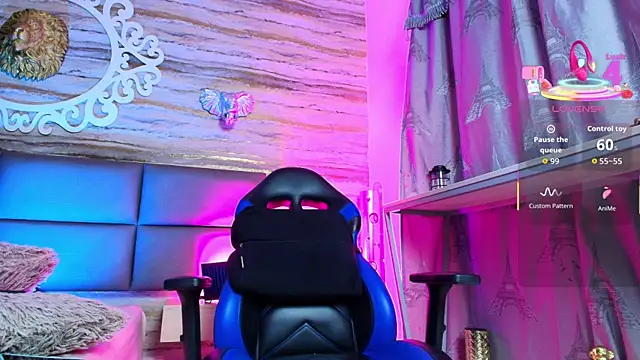 Snapshot of Bella_salvatore chatting on October 2025 05:23:02 PM Bella salvatore online show from October 2025 05:23:02 PM