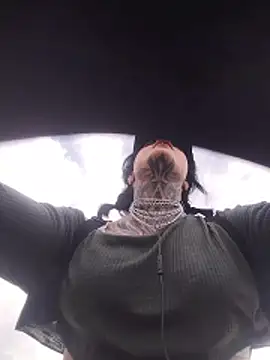 taaylor33 online show from April 2026 08:09:02 PM