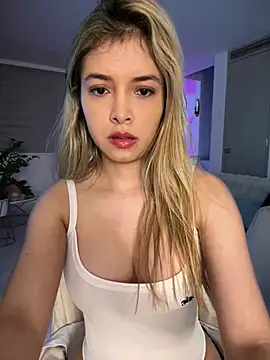 Snapshot of carolina__star chatting on February 2026 03:05:02 AM carolina star online show from February 2026 03:05:02 AM