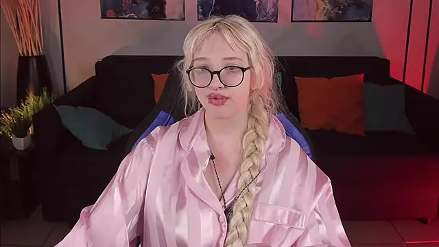 AmayaSakura online show from December 2024 12:44:01 AM