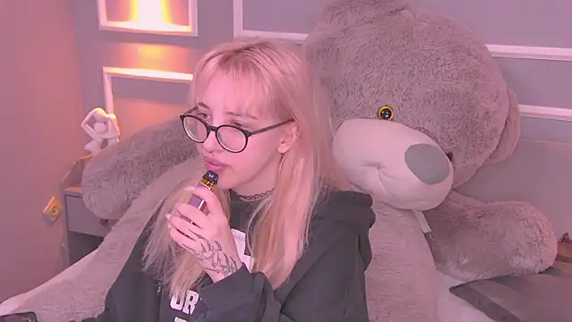 AmayaSakura online show from February 2025 09:17:01 PM