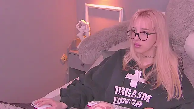 AmayaSakura online show from February 2025 12:53:02 AM