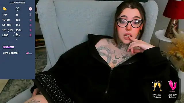 Dixi Pixi  online show from April 2026 05:45:02 AM