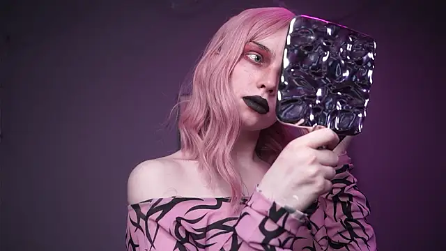 ginger hugs online show from February 2026 10:17:02 PM