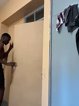 HottSledge online show from February 2026 07:01:01 AM