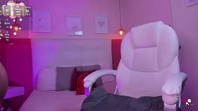 Chloe fischer  online show from January 2025 01:22:01 PM