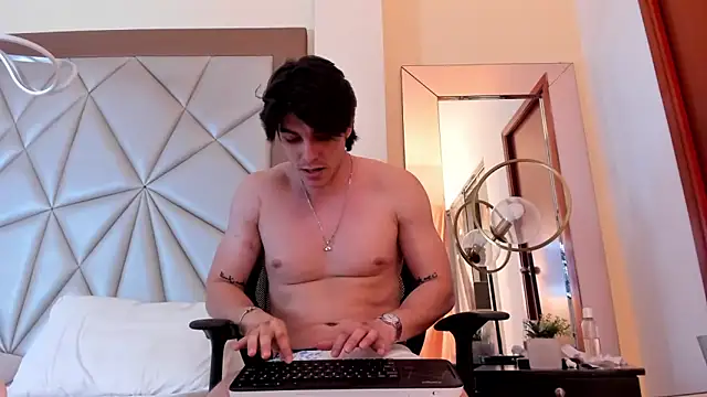 Karimferrer online show from December 2024 10:28:02 AM