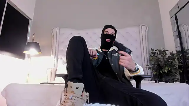 Karimferrer online show from October 2025 07:26:02 PM