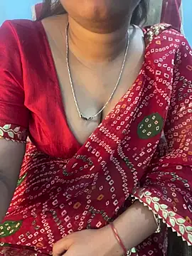 Snapshot of Spicy_sari_girl chatting on June 2026 03:40:01 AM Spicy sari girl online show from June 2026 03:40:01 AM